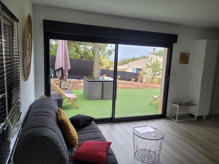 Appartement Tout Equipe En Rez-De-Jardin Entre Gard Et Ardeche Saint-Julien-de-Peyrolas Luaran gambar