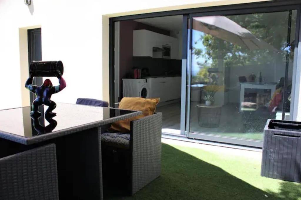 Appartement Tout Equipe En Rez-De-Jardin Entre Gard Et Ardeche Saint-Julien-de-Peyrolas Luaran gambar