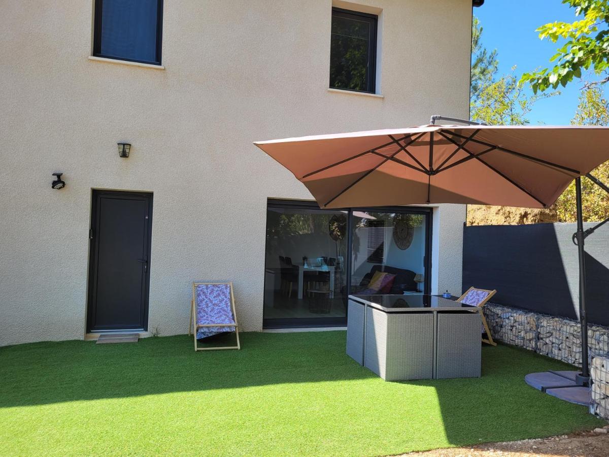 Appartement Tout Equipe En Rez-De-Jardin Entre Gard Et Ardeche Saint-Julien-de-Peyrolas Luaran gambar